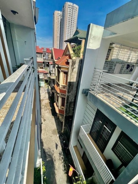 Bán nhà 2 tầng Bằng Liệt mặt tiền siêu rộng