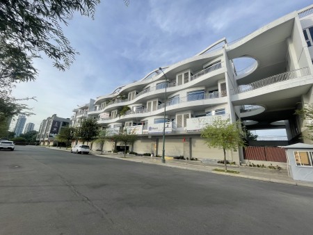 Đi đến slide 4