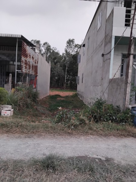 Bán đất Bình chánh: 142,1m2 Xã Phạm Văn Hai, Huyện Bình Chánh TPHCM