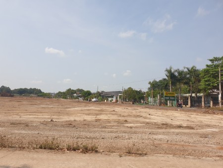 Đất mặt tiền nhựa 32m, sổ sẵn, ngân hàng hộ trợ từ 50 - 70%.