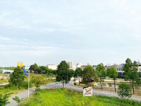 Đi đến slide 4