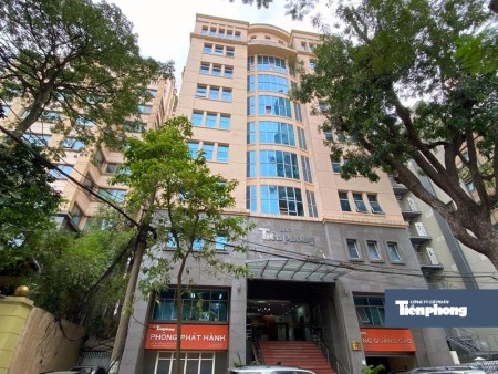 Cho thuê văn phòng 210m2 tại tầng 7 và 105m2 tại tầng 8, toà nhà Báo Tiền Phong số 15 Hồ Xuân Hương.