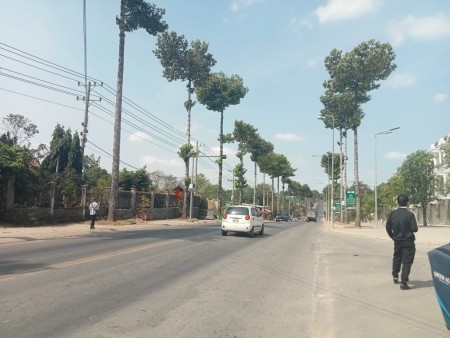 Chính chủ cần bán đất mặt tiền ngay sau công an thành phố Tân Uyên