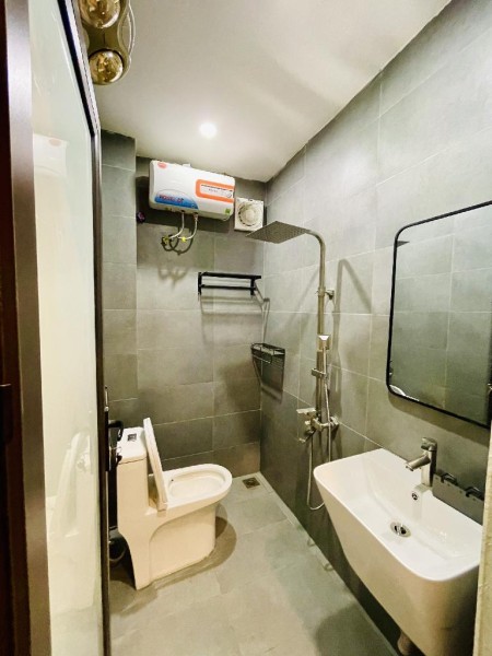 Hiếm! Bán nhà Cầu Giấy, 2 mặt ngõ, diện tích 90m2, nhỉnh 12 tỷ.
