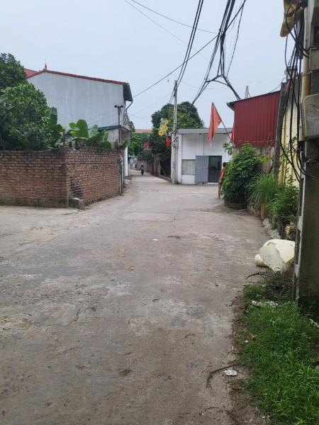 Cần bán đất Lan Trì - Cổ Loa diện tích 40M, 2TI4, sổ đỏ chính chủ