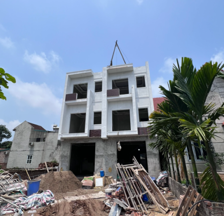 Rẻ số 1 Đại Thành, ngay trung tâm xã. Nhà (3 tầng*4PN) có sân vườn, giá 2.98tỷ về ở luôn.
