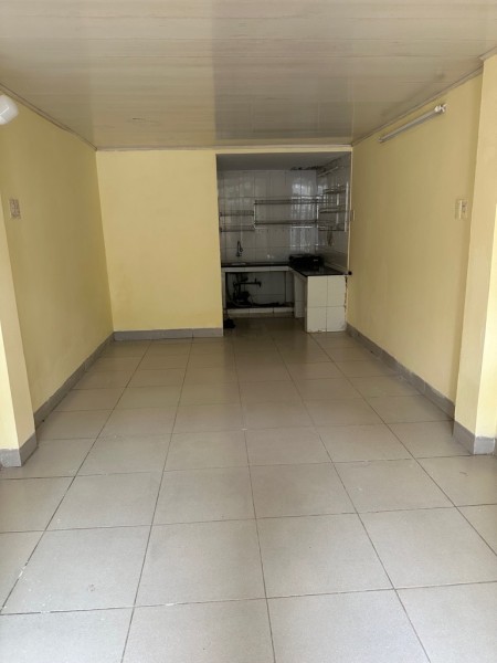 Nhà phố Giáp nhị - Hoàng mai: 36m2 tầng 2 x 2 tầng, mặt tiền 3,4m, giá 4,35 tỷ.