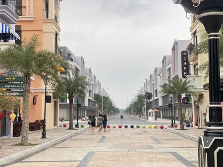 Đi đến slide 2