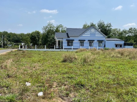 Bán đúng 260 triệu không thêm ngàn nào (5x32=161m2) SHR, có thổ cư, sát giao lộ, ngây chợ