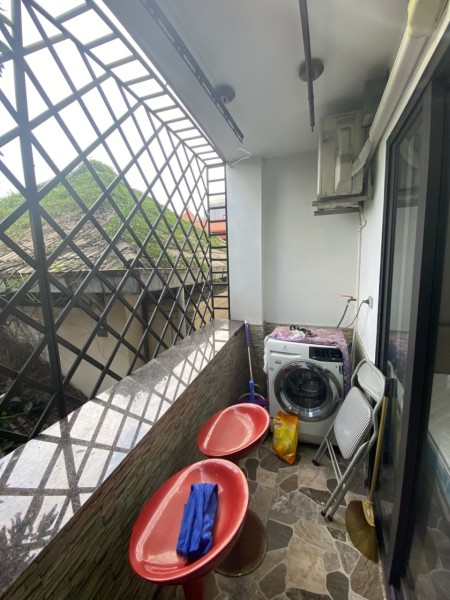 Cho thuê căn hộ dịch vụ vị trí đẹp nhất phố Trích Sài, Tây Hồ. Phòng View hồ thoáng mát. Chỉ 6tr