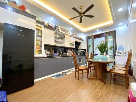 Chính chủ cần bán nhà Lê Đức Thọ 50m2 5 tầng MT 4m, KD ngày đêm, giá chỉ 7,2 tỷ