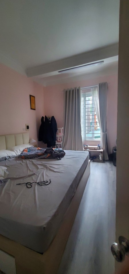 Cực hot! Bán nhà Võ Chí Công, Hoàng Quốc Việt, diện tích 48M, 3 tầng, MT 4M tài chính hơn 6 tỷ