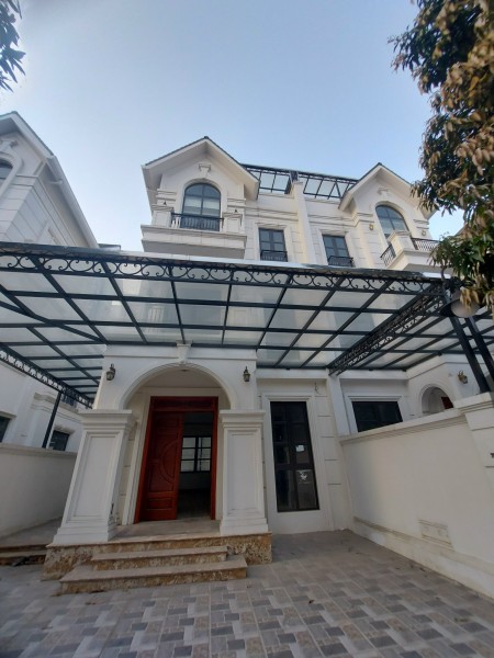 Biệt Thự Song Lập 150m2 hoàn thiện có thang máy giá 23.8 tỷ Vin Gia Lâm (0985941715)