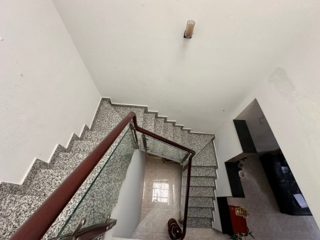 Tương lại 2 mặt tiền đường rộng 15M - Gần đại học Văn Hiến, tiện về Gò Vấp