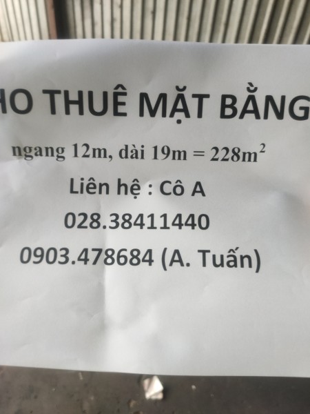 Chính chủ cho thuê mặt tiền 12 x 19, điện 3 pha, Ngã 4 Bà Điểm 500 m, Bến xe An Sương 2,2 km.