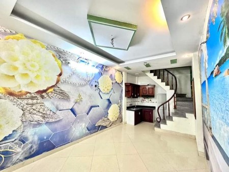Nhà đẹp rất nhiều tiện ích, Đủ công năng, Gần phố, Cách Oto 15M 