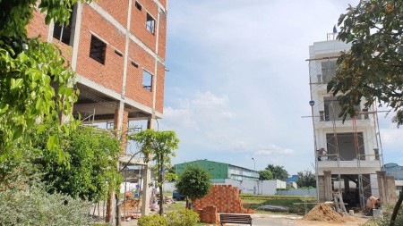 Đi đến slide 2