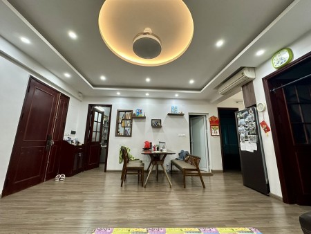 Chính chủ cần bán gấp căn 3PN NƠ 18 KĐT Pháp Vân view hồ Yên Sở, sẵn sổ đỏ sang tay