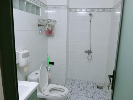 Bán nhà, HXH, 70m2, Tặng Nội Thất, Hoàng Hữu Nam, LTM, Q9. Giá hơn 4Tỷ