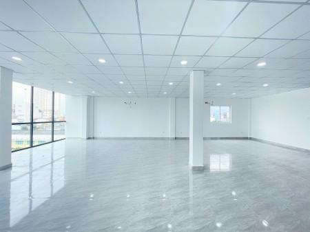 Chính chủ cho thuê văn phòng ngay mặt tiền Hai Bà Trưng, Tân Định, Quận 1. 150m2 chỉ có 59.9 triệu