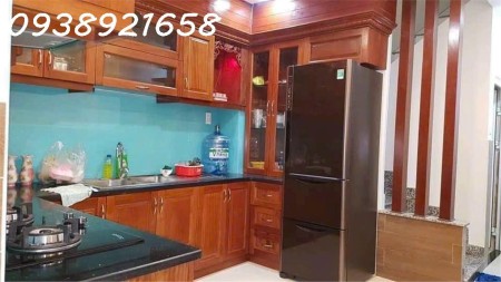 Ngộp thở gấp, MTKD vị trí đẹp 3/2 Xóm Đất (4.3X13.5) 5 tầng BTCT, 10.35 tỷ TL