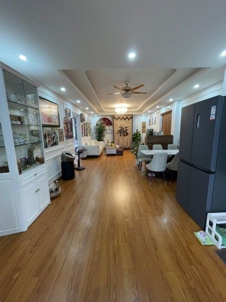 Bảo đảm nhà đẹp như hình!! Tôi cần bán nhanh căn hộ hơn 100m2 - 3PN2WC tòa CT2A Xa La full đồ xịn xò