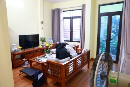 36 mét, 4 tầng. Nhà khu Lê Quý Đôn - Nguyễn Huy Tự, quận Hai Bà giáp Hoàn Kiếm.