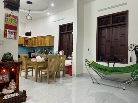 Cần bán gấp nhà mặt tiền Trần Nhật Duật P2 Tp. Bảo Lộc