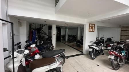 Bán nhà 3 tầng đường Hoàng Diệu 2 Quận Thủ Đức DT 125m2 chỉ 10,49 tỷ