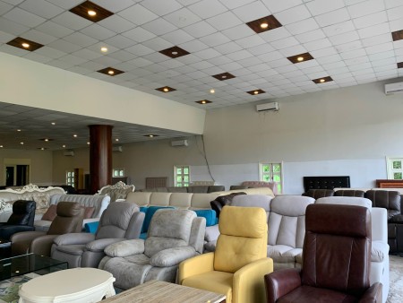 Cho thuê mặt bằng kho xưởng 1000m2 mặt tiền Nguyễn Xiển, phường Long Bình, Quận 9, TPHCM