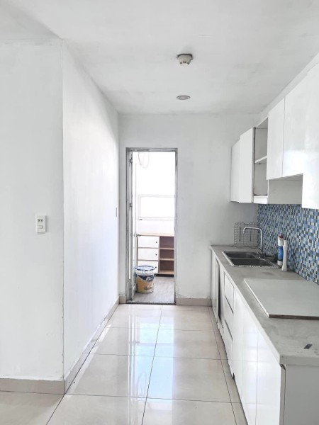 Chung cư 590, CMT8, Phường 11, Quận 3: 75m2, 2p ngủ, căn góc, NTCB, 12 triệu