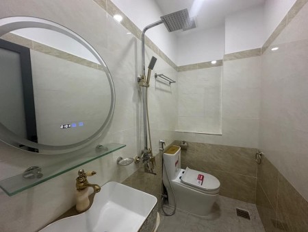 Nhà mới 100% - Sang xịn mịn - Mặt tiền KD - 4X20M - 5 Tầng - Vị trí KD - Giá chỉ 6.6 TL