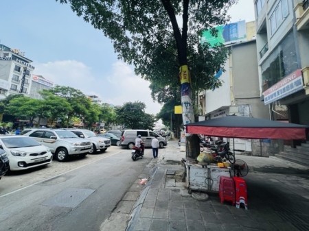 Bán nhà Trần Khát Chân - Lô góc 6 tầng – Gía 16,5 tỷ