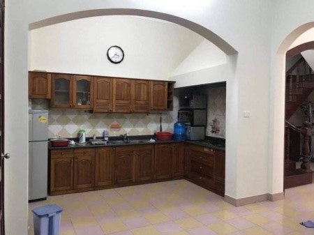 Bán nhà phân lô khu quân đội 126 Đốc Ngữ DT 90m2 xây 70m2 *4 tầng. MT 4m, oto vào nhà. Giá 24,5 tỷ