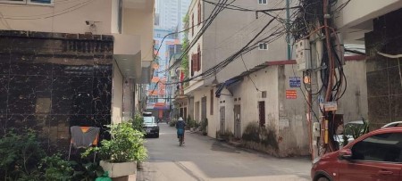 Bánn Nhà 40m² - 7.8 tỷ - Ngõ 2 Quang Trung Hà Đông