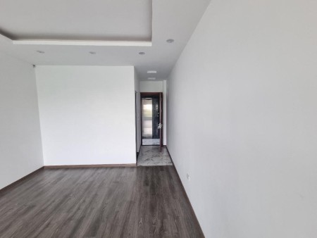 Nhà phố Trạm - Long Biên - 30M Ra mặt phố - 6 Tầng thang máy - Vị trí cực đẹp - Kinh doanh online