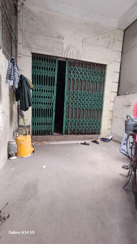 Cần bán nhà Cổ Nhuế - Bán đất tặng nhà - 44M2 giá 4.2 tỷ