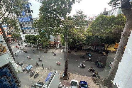 Văn Phòng Quận 3, MT Đường Cao Thắng, Đẹp & Sang Trọng, Giá Thuê Tốt