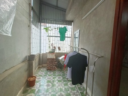 Cần Bán Nhà Miêu Nha Nam Từ Liêm 40m 5 Tâng MT 6m rộng 2,3 tỷ ngõ thông 2 Mặt Thoáng Ôtô Đỗ Cửa
