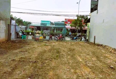 Chính chủ cần bán lô đất 200m2 kế bên chợ Bàu Bàng-Bình Dương giá 400tr