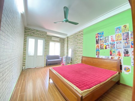 Bán nhà đẹp Trương Định, nở hậu, ngõ kinh doanh giá chỉ 5.5 tỷ