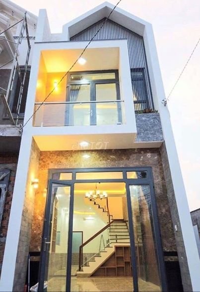 Bán nhà 2 tầng 80m2 cách mặt tiền Nguyễn Hữu Trí, Bình Chánh cách chợ Đệm 400m, giá 750 tr