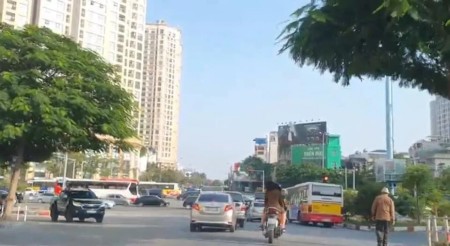 Chính chủ nhờ bán lô đất mặt phố Nguyễn Hoàng Tôn Tây Hồ giá 16,5 tỷ diện tích 118m2