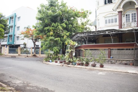 Đi đến slide 8