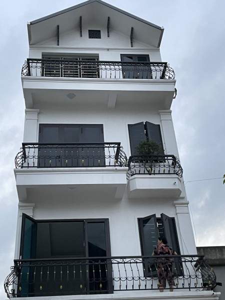 Đi đến slide 4