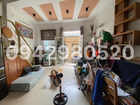 CHỦ GỬI BÁN NHANH NHÀ 1 TRỆT 1 LẦU , SỔ HỒNG RIÊNG, CÁCH CHỢ 1km.