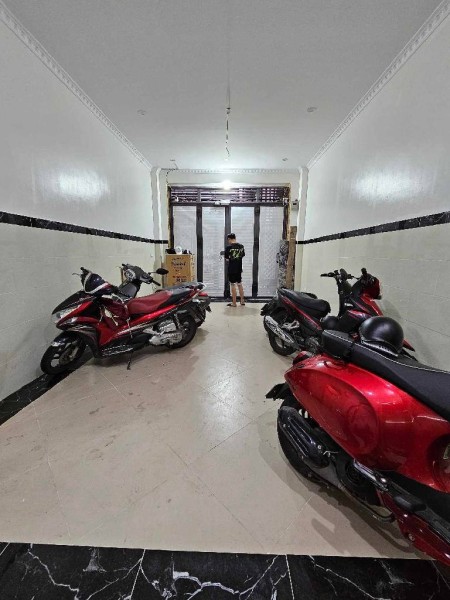 TÒA NHÀ DÒNG TIỀN - 7 TẦNG THANG MÁY - 3 BƯỚC CHÂN RA MẶT PHỐ CHÙA BỘC - TAM KHƯƠNG - TÔN THẤT TÙNG