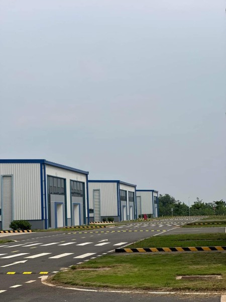 Nhà xưởng tiêu chuẩn EPE, FDI Kcn Yên Mỹ, Thăng Long, Minh Quang giá chỉ từ 2.5usd/m2