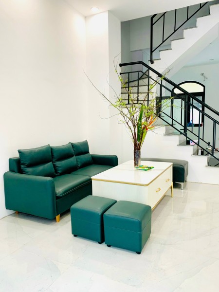 Cho thuê căn biệt thự liền kề khu CHÀ LÀ GIÁ RẺ VINHOMES OCEAN PARK 2