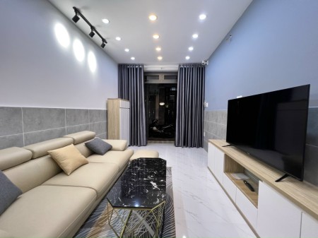 Bán nhà Cầu Giấy lô góc 3 mặt thoáng